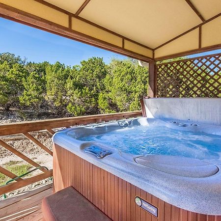 Appian Way Tuscan Cottage Фредериксберг Экстерьер фото